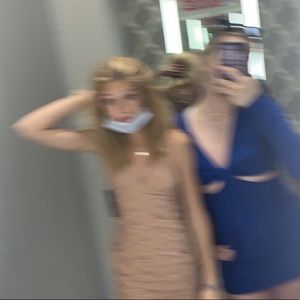 Meet your Posher, Claire